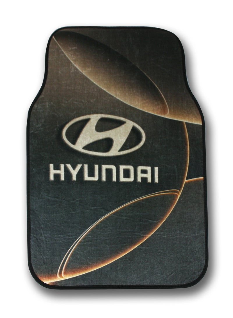 طقم دواسات سيارة 5 قطع متوافقة مع جميع سيارات هيونداي تصميم مانع للانزلاق لحماية أرضية السيارة من الأتربة والمياه والطين مصنوعة من خامات متينة سهلة التنظيف مناسبة للاستخدام اليومي تشمل الأمام والخلف والقطعة الوسطى ملائمة لسيارات هيونداي السيدان والـ SUV والهاتشباك اكسسوارات داخلية عملية - Image 4